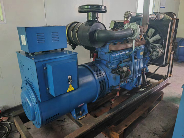 赵县100kW柴油发电机组使用多级机油有哪些优缺点？